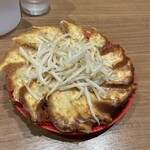 Hama Taro Gyoza Center - ▪️赤餃子単品　12個¥770
                        　※後会計
                        　※キャッシュレス決済可