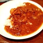 Izakaya Kaze - 絶品★牛すじカレー！コクがあり口の中でお肉がとろけて至福の味でした。外のカレーはニガテなわたしも満足な逸品です！