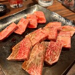 Sumibi Yakiniku Miyama Sannomiya Ten - コースの特上ロース　特上カルビ　4名分