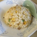 昇龍飯店 - 半チャーハン