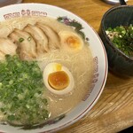 長浜ラーメン博多屋 - 