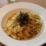 カフェ プレイス - 「本日の白パスタ」￥1,350