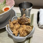 醤油らーめん ピース 豊中店 - 