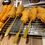 Kushi Katsu Tanaka Tobata Sayagaya Ten - 上海老、ラムだっけ？と、串カツ豚、と、椎茸かな？海老おっきかったラムは個人的に硬さが苦手かな