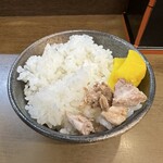 寿々喜家 - 安定のライス。他店に比べると少なめかな！？