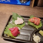 Baniku to Kaki no Sosaku Bar motto. - たてがみ、タン、赤身の馬肉