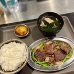 Yakiniku Waen - 焼肉定食1000円