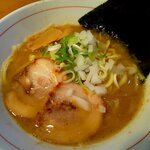 Yokohama Ramen Ippin Ya - 豚骨魚介醤油ラーメン