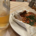 Wine & Pasta Karutapako - 牡蠣と大葉のアラビアータ　　　辛いトマト味