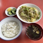 Omoide - 野菜炒めライス、ご飯少な目、850円