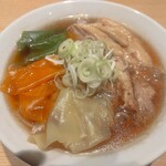 生わんたんらぁめん専門店 赤黄緑 - 