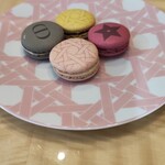 CAFE DIOR by LADUREE - 