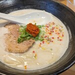 自家製多加水極太麺 ISAMI - 料理写真:とんこつ赤