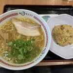 Kusatsu Parking Area (Kudari Sen) Food Court - 240501水　滋賀　草津パーキングエリア(下り線)フードコート　京風ラーメン、ミニ炒飯セット940円