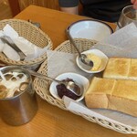 Komeda Coffee Ten Kunitachi Kitaguchi Ten - 