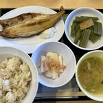 監獄食堂 - 監獄食B/ほっけ(900円)