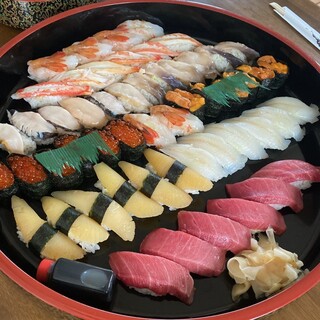 Sushi Dokoro Fukucho - 