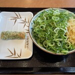 Marugame Seimen Tsuruoka Ten - 『ちくわ磯辺天＆冷ぶっかけうどん(並)＋ねぎ、天かす』