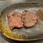 焼肉 赤と白 - 