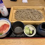 ソバカフェ 孫三 - 板そばとまぐろ山かけ丼セット