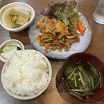 家庭料理居酒屋 よってって - 料理写真: