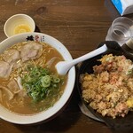 Ramen Yokozuna Hirakata Ten - 