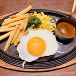 ロイヤルホスト - 黒✕黒ハンバーグ　ブラウンバターソース