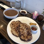 にく家のカレー - ハンバーグカレー　デンジャラス　1,400円