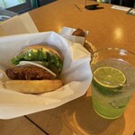 FRESHNESS BURGER Koriyama Minami Ten - 