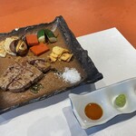 Miyazaki Ozaki Gyuu Teppanyaki Gin Umeda Hirutonpurazauesuto - 