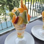 Kannon Yama Fruit Parlour - 