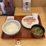 なか卯 - 目玉焼きベーコン朝食@360