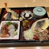 Sushi Tsukiji Nihonkai Toyosu Shierutawa- Ten - 松花堂弁当