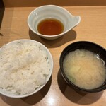 Sushi Tsukiji Nihonkai Toyosu Shierutawa- Ten - ライス・味噌汁・天つゆ