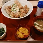 ジョイフル - ごろごろチキンの南蛮丼 768円税込