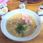 ごんべ食堂 - 料理写真:ラーメン　500円