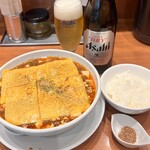 蝋燭屋 - アサヒスーパードライ瓶ビール700円
焼きチーズ麻婆麺 倍辛1,500円
チーズトッピング200円
痺れ激増し100円
ランチサービス半ライス