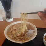 Seirai Ken Ekimae Ten - ラーメン（麺）