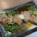 鶏豚ダイニング 千鶏家 輝々 - 鶏白レバー炙り刺し