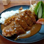 Hippoppo - ルーたっぷりな熱々のカツが載ってるカツカレー。舌を火傷しそうな位の熱さだけど旨かった（笑）