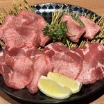 Ashi Yakiniku Yui - 