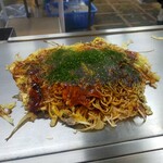 Hiroshima Okonomiyaki J - ソバ肉玉