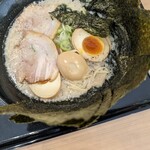 Ramen Kagetsu Arashi Mine Mitosabisueria Ten - 嵐げんこつらあめん塩