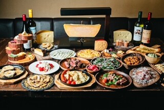 CAFE & BAR CHEESE - 