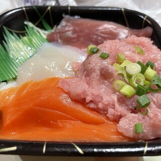 丼丸和が家 福生駅東口店