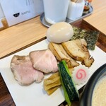 Ramen Aruku Hana - 具材はあとのせ