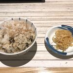 Yama Katsu Marugame Ten - メインが来てから取りました