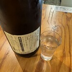 日本酒が永遠に飲める店 たまり場PON - 