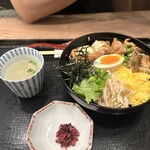 Tori Goaji Koshigaya Reikutown Ten - 鶏五味丼