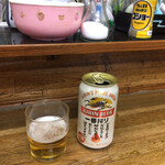 めだか - ドリンク写真:缶ビールいただきます